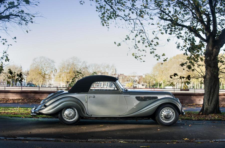  EMW 327 Cabriolet 1952 года  (фото 17 из 17)